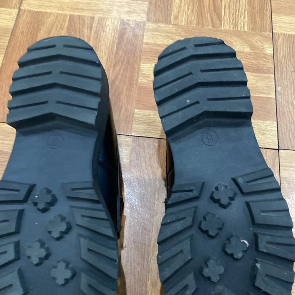 a new day Target Black Loafer Flats Lug Sole Size 6